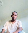 Встретьте Мужчинa : Jean, 24 лет до Андорра  MANANARA NORD